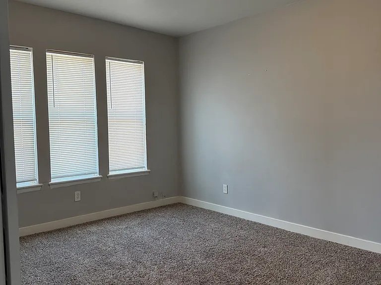 10609 Springwood Dr #B — Photo 9