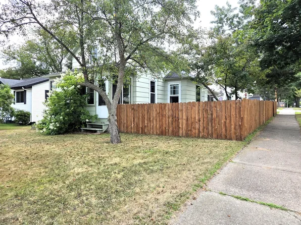 104 E River St, Tomahawk, WI 54487