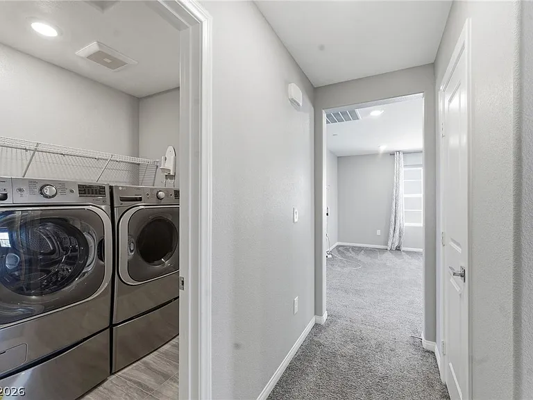 2599 Tolmezzo St — Photo 40