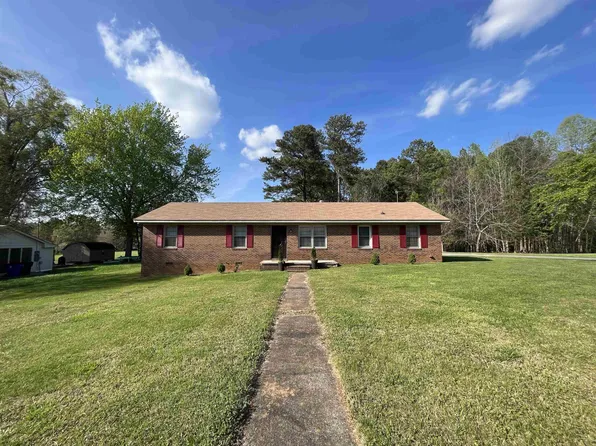 427 Greenhill Dr, Siler City, NC 27344