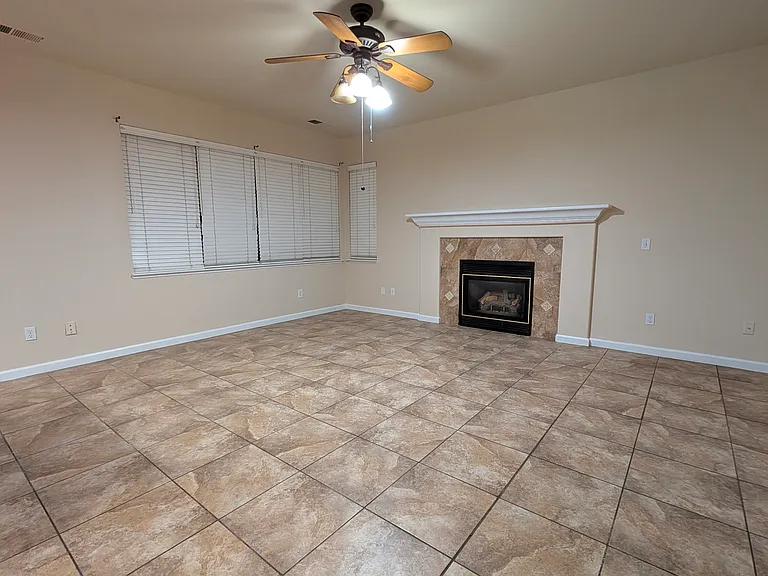2009 Foothill Vista Dr — Photo 13