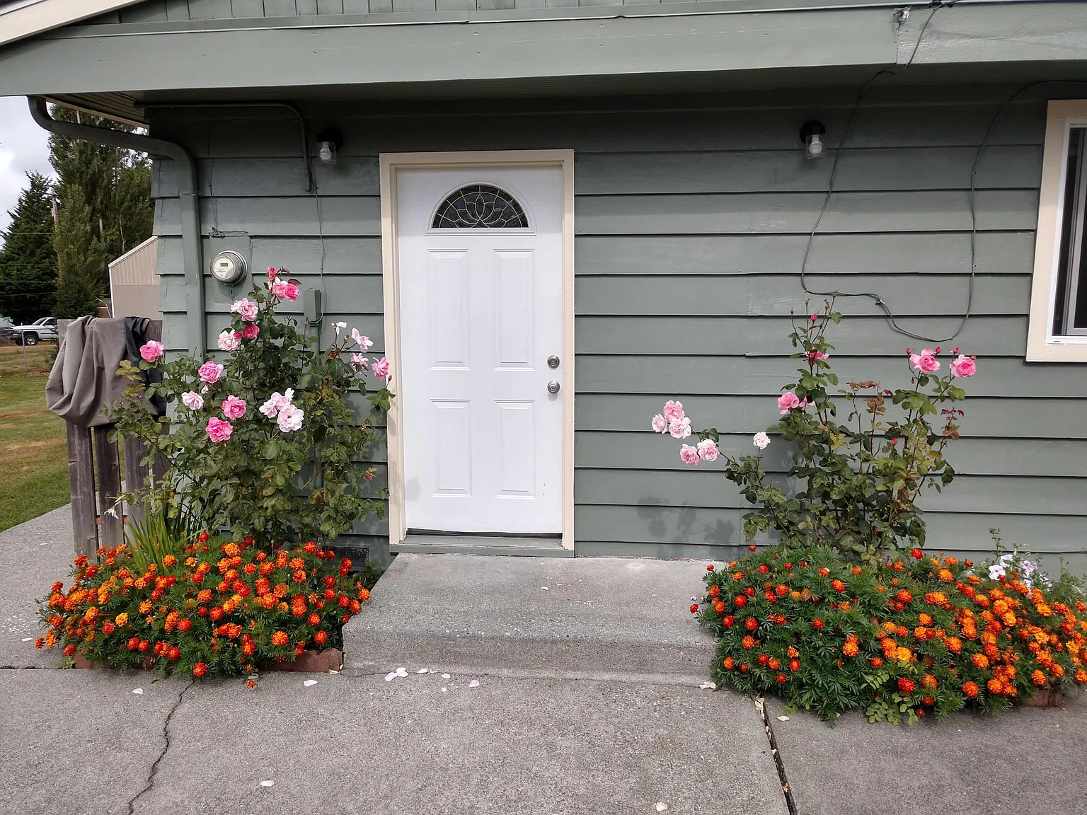 3 bed, 1400 sqft, $2,700 — Photo 4