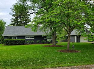 3085 Hillier Rd, Barberton, OH 44203