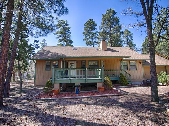 3rd image of 4731 Blue Spruce Ln