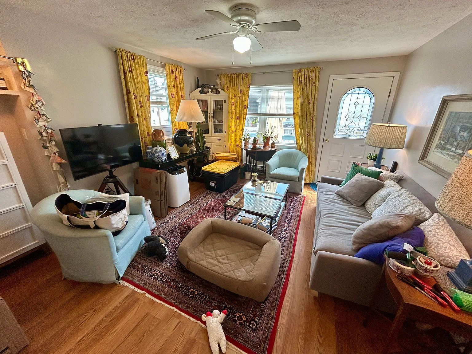 2 bed, 825 sqft, $1,900 — Photo 2