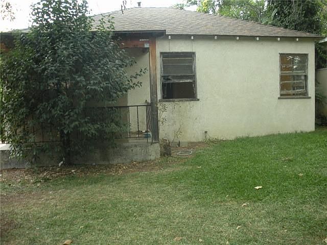 1st image of 35264 Avenue B