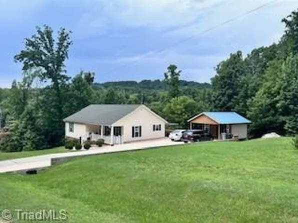 1320 Little Gate Dr, Asheboro, NC 27203