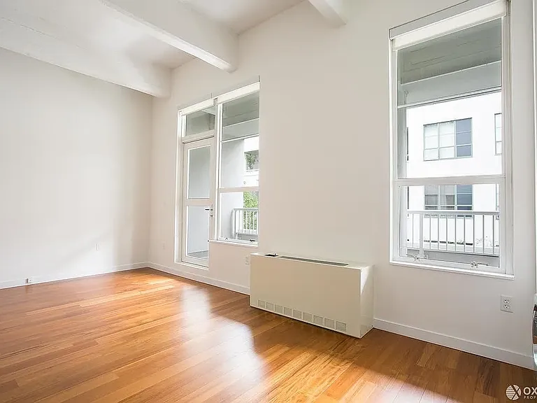 184 Kent Ave #D502 — Photo 5