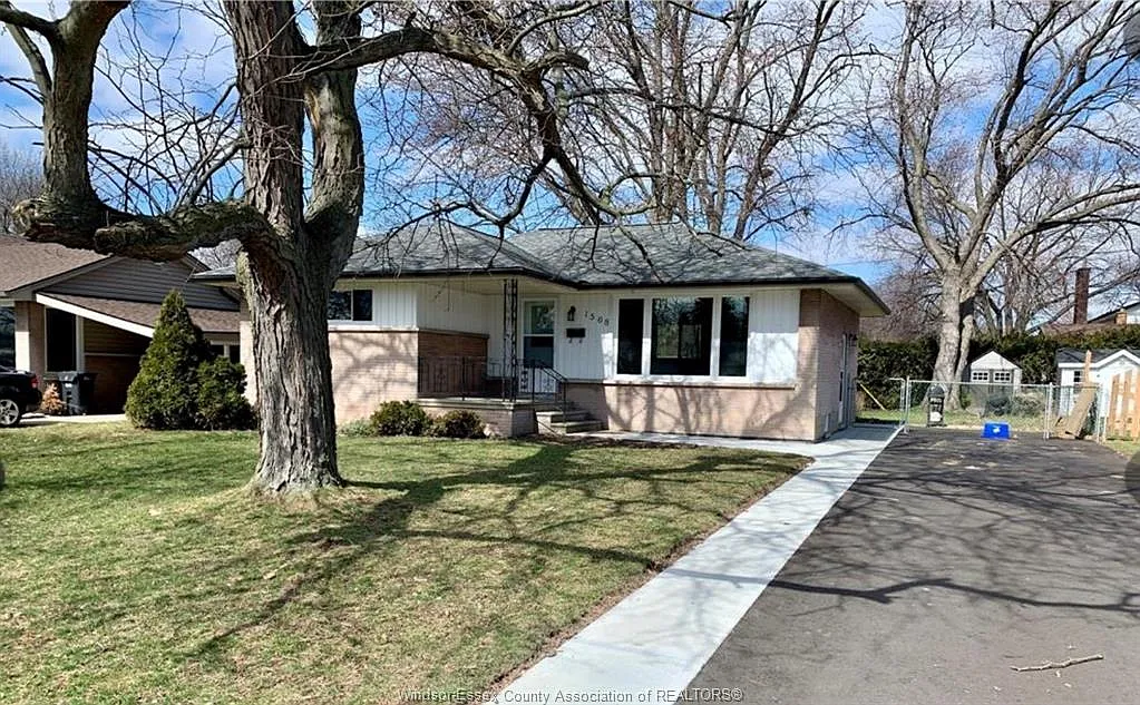 3 bed, 1200 sqft, $2,290 — Photo 1