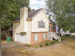 1048 Olde Hinge Way, Snellville, GA 30078
