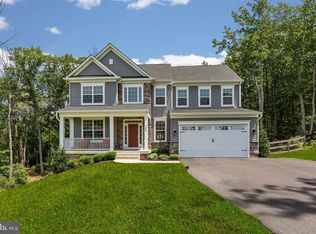 144 Brooke Point Ct, Stafford, VA 22554