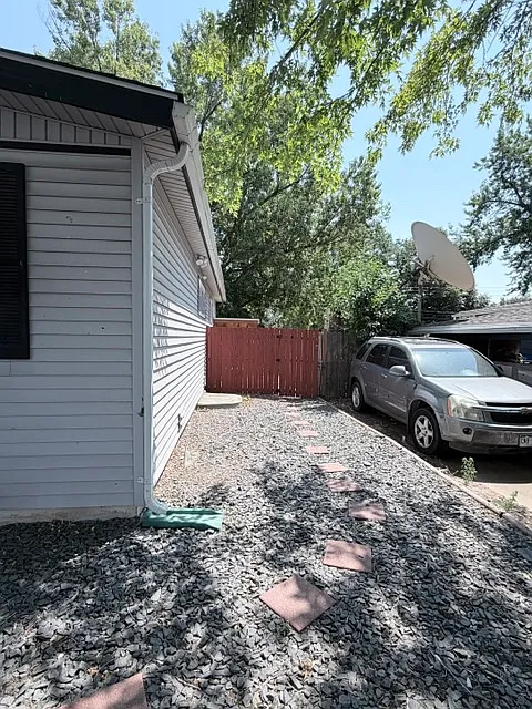 1 bed, 1337 sqft, $850 — Photo 2