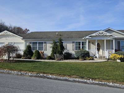 160 Houtz Dr, East Freedom, PA, 16637