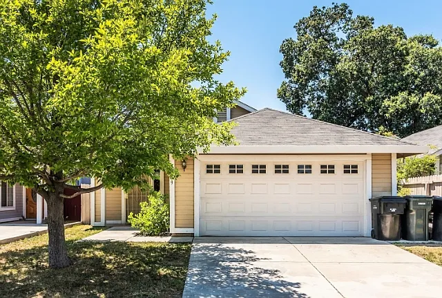 6349 Elkhorn Manor Dr photo 1