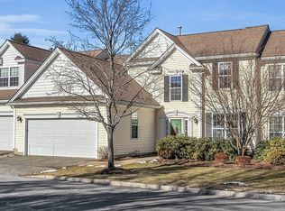 32 Hartland Way UNIT 32, Acton, MA 01720