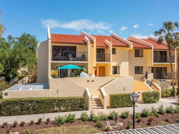 7550 Sunshine Skyway Ln S APT T43, Saint Petersburg, FL 33711