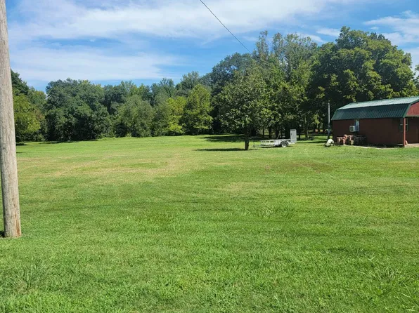 175 S Wiggins Dr, Paris, AR 72855