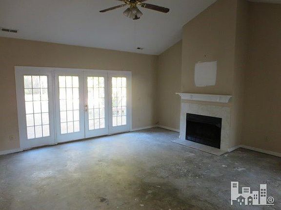 5th image of 3548 Aycock Ct NE