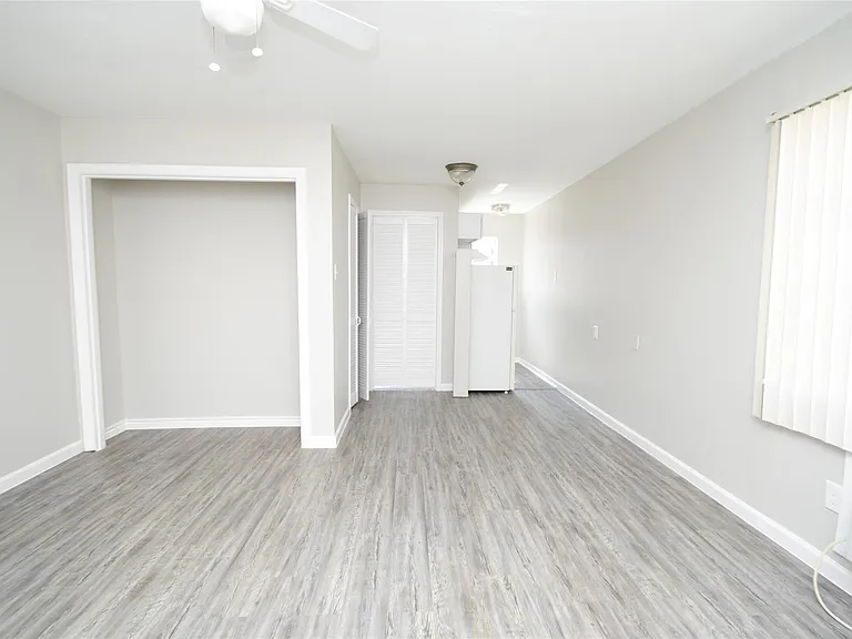 2501 Yoakum Blvd #3 — Photo 7