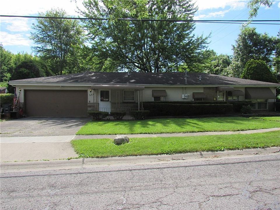 1st image of 431 S Pleasant St