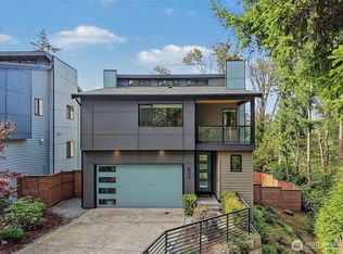 11030 SE 60th Ln, Bellevue, WA 98006