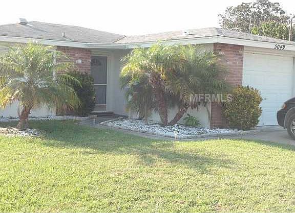 2nd image of 5049 Blue Heron Dr
