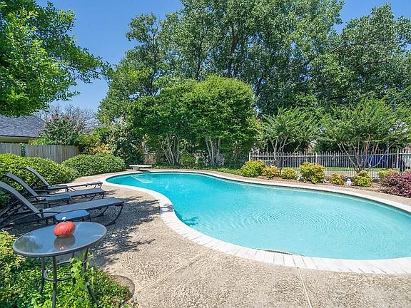 5th image of 3906 Magnolia Ct