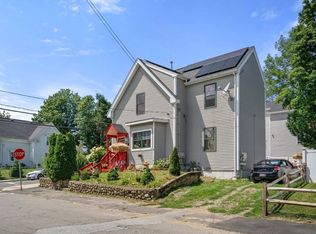 211 Green St, Brockton, MA 02301
