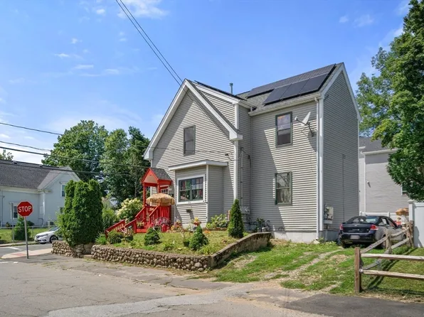 211 Green St, Brockton, MA 02301