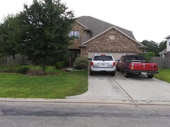 649 Pine Creek Dr, Conroe, TX 77301