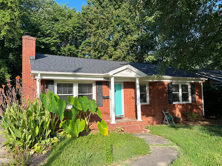 4906 Charleston Dr — Photo 1