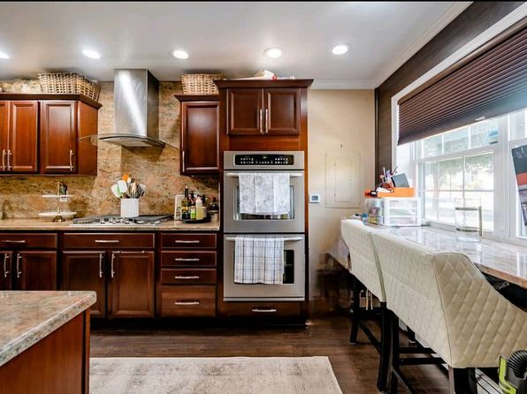 70 Sterling Pl