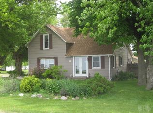 610 S Mill Rd, Buffalo Center, IA 50424