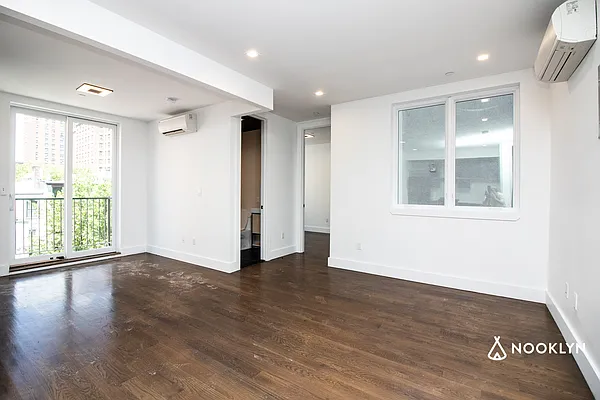 Rented by Nooklyn NYC LLC | media 41
