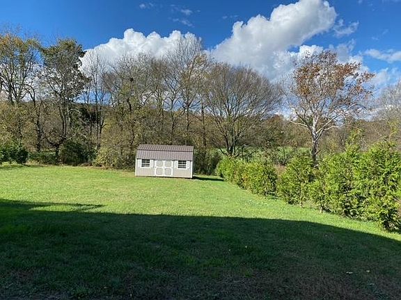 5th image of 359 McInturff Rd
