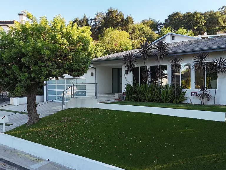 15672 Castlewoods Dr — Photo 2