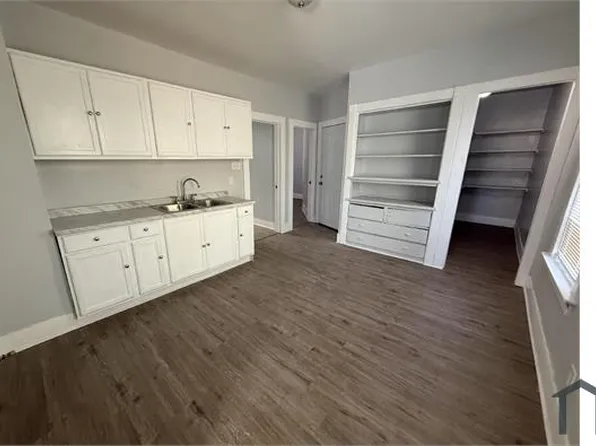 3278 N 17th St, Milwaukee, WI 53206