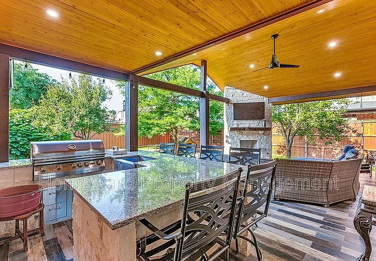 7526 Greenvalley Ln — Photo 25