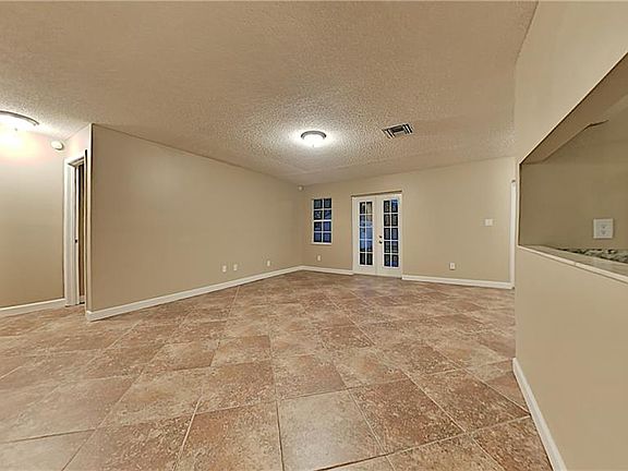 2nd image of 100 Bent Oak Ct