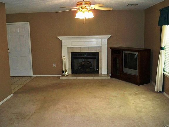 4th image of 24304 S Lindley Dr