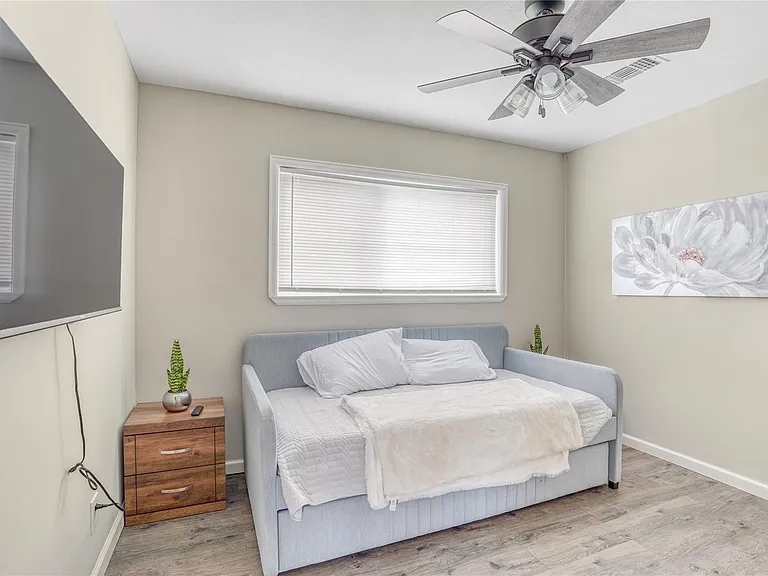 1715 Imperial Crown Dr — Photo 17