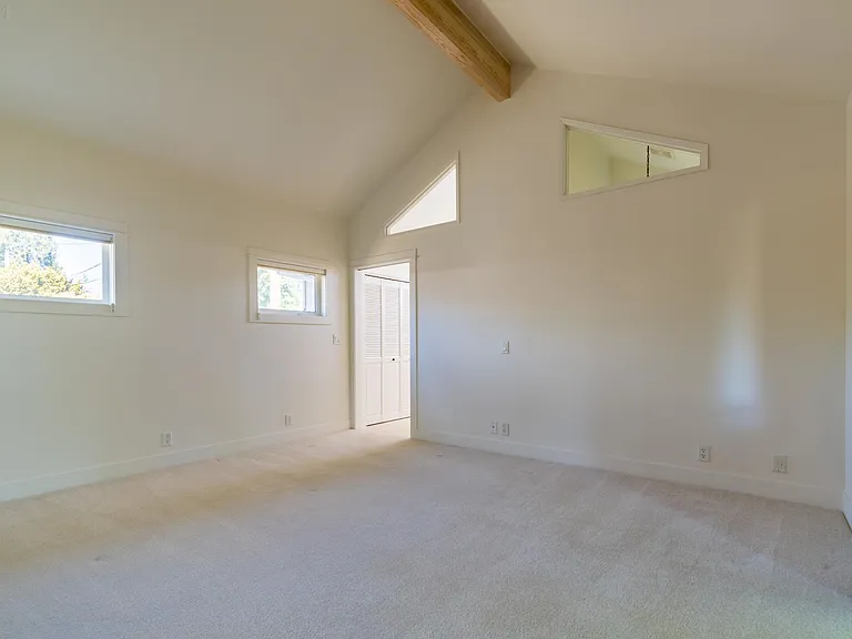 2095 Norwood St — Photo 21
