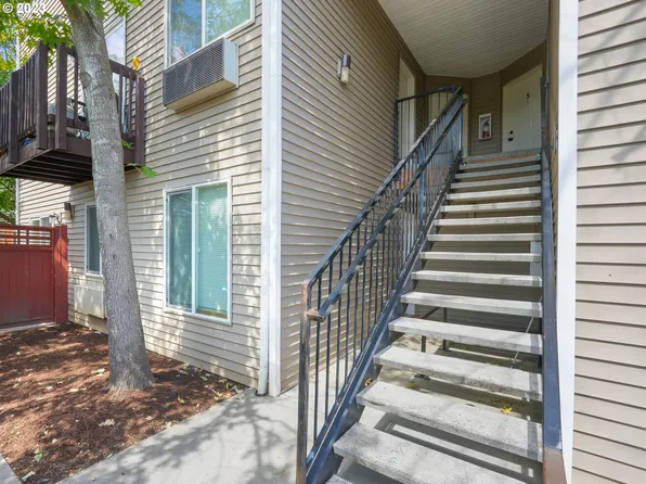 3317 SE 122nd Ave Suite 4, Portland, OR 97236