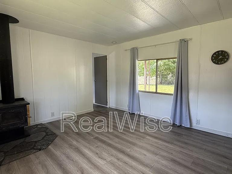 2515 Nonpareil Rd — Photo 4