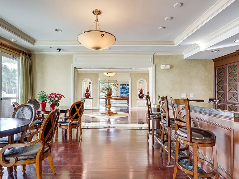 Building's Lounge