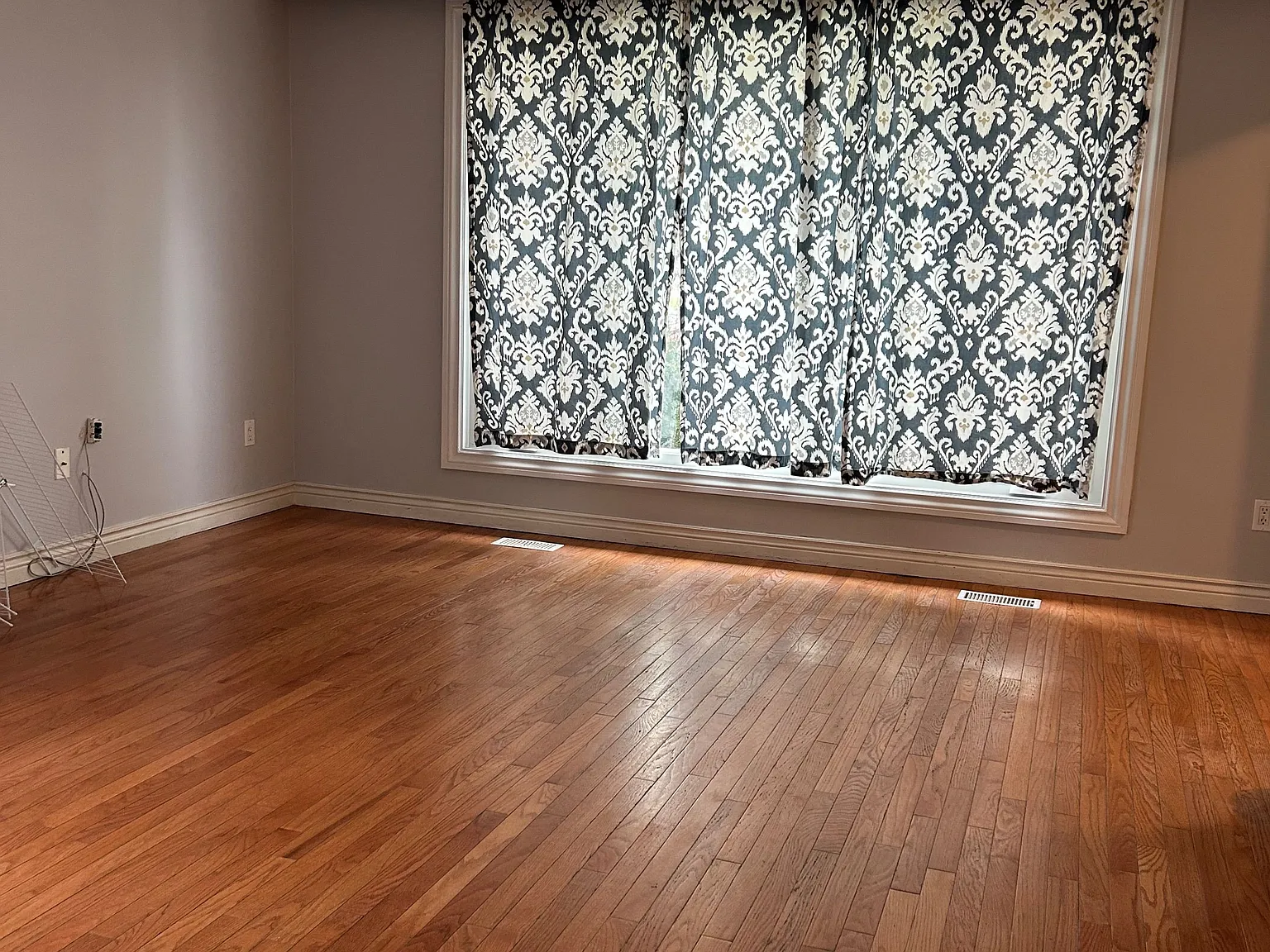 3 bed, $2,350 — Photo 4