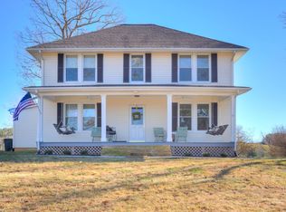 6642 Highland Rd, Fairlawn, VA 24141