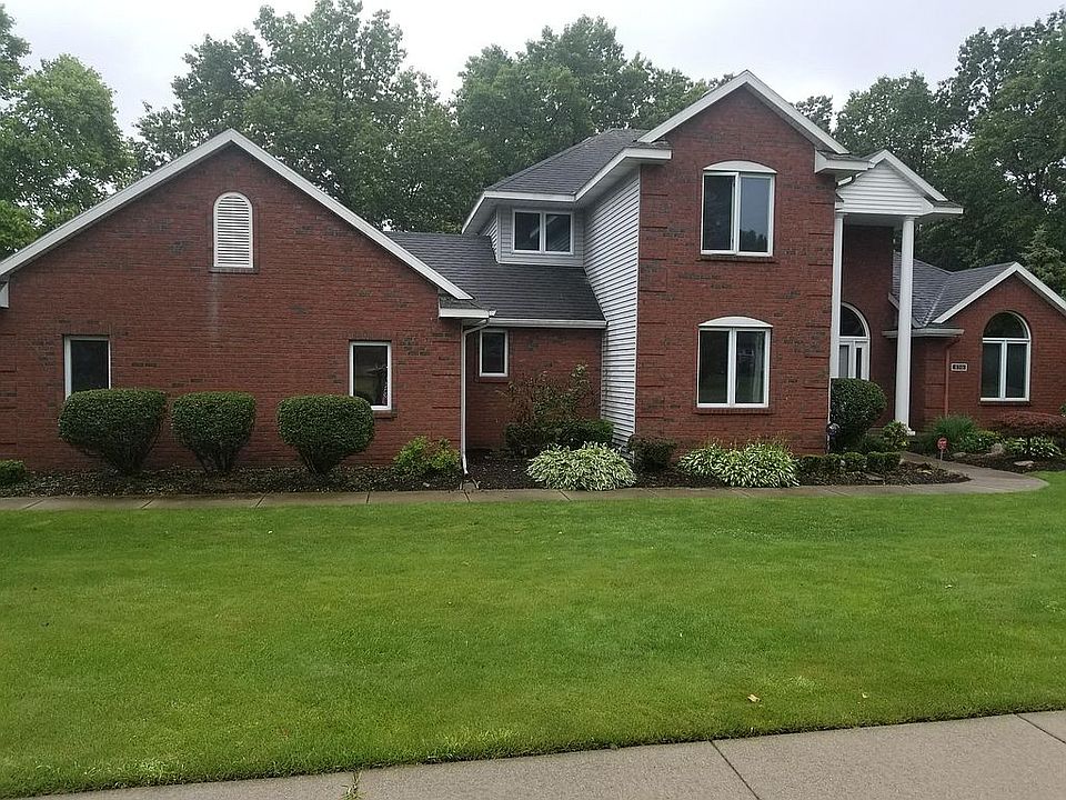 2nd image of 830 Pendleton Dr NE