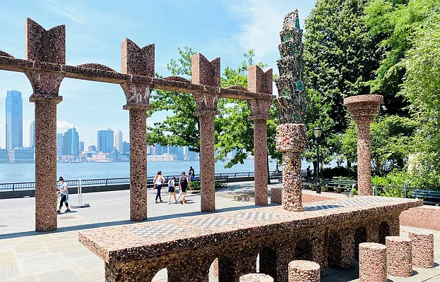 Rented by Douglas Elliman | media 37