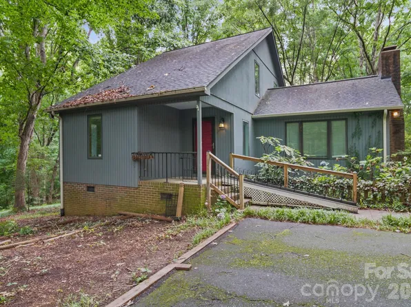 1802 Dogwood Ct, Fort Mill, SC 29715